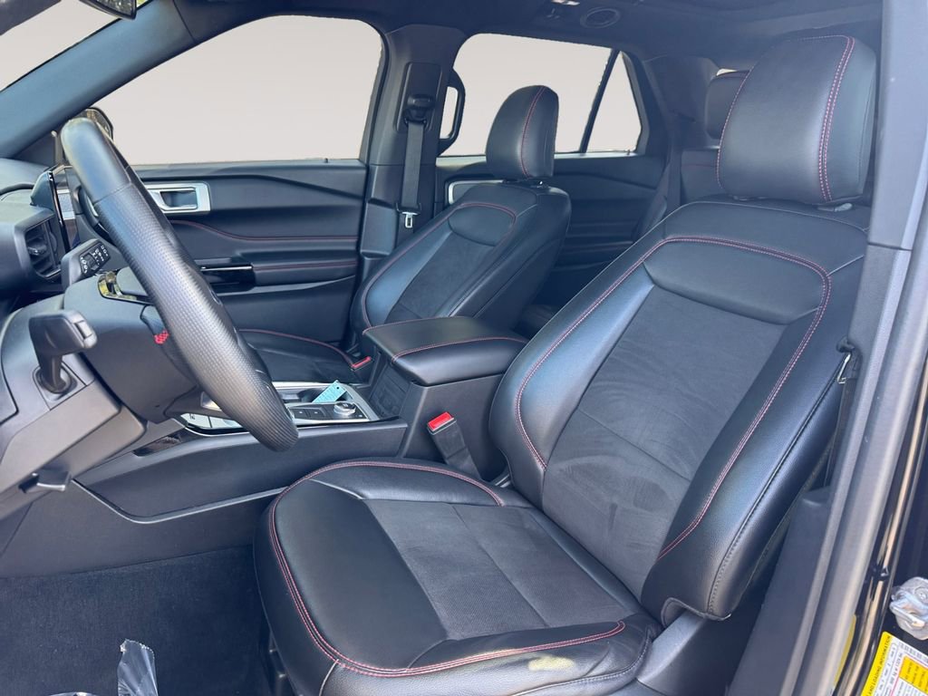 Used 2022 Ford Explorer ST-Line w/ Class IV Trailer Tow Package image 9