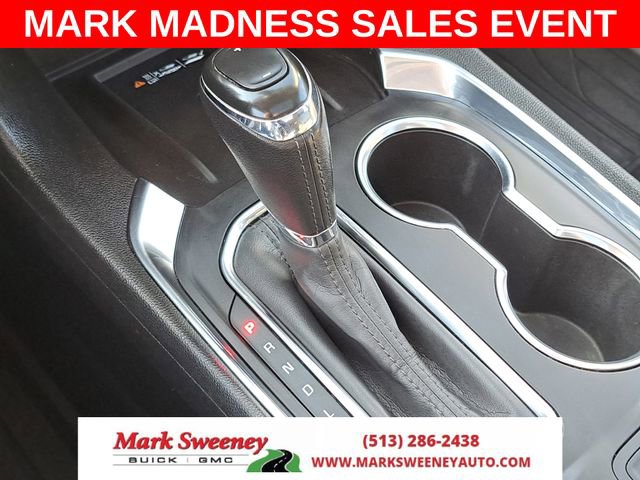 Used 2020 Chevrolet Traverse Premier w/ LPO, Midnight Edition image 16