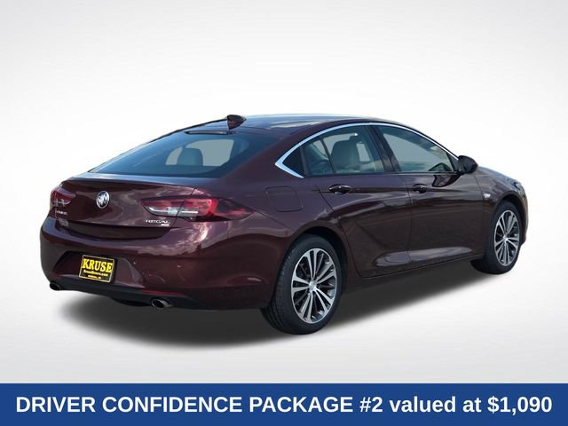 Used 2018 Buick Regal Essence w/ Driver Confidence Package #1 AWD/4WD image 3