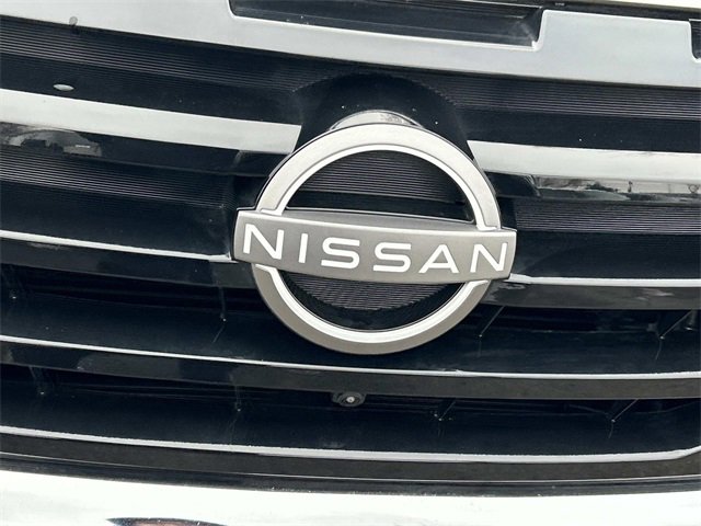 Used 2025 Nissan Pathfinder Platinum w/ Cargo Package image 11