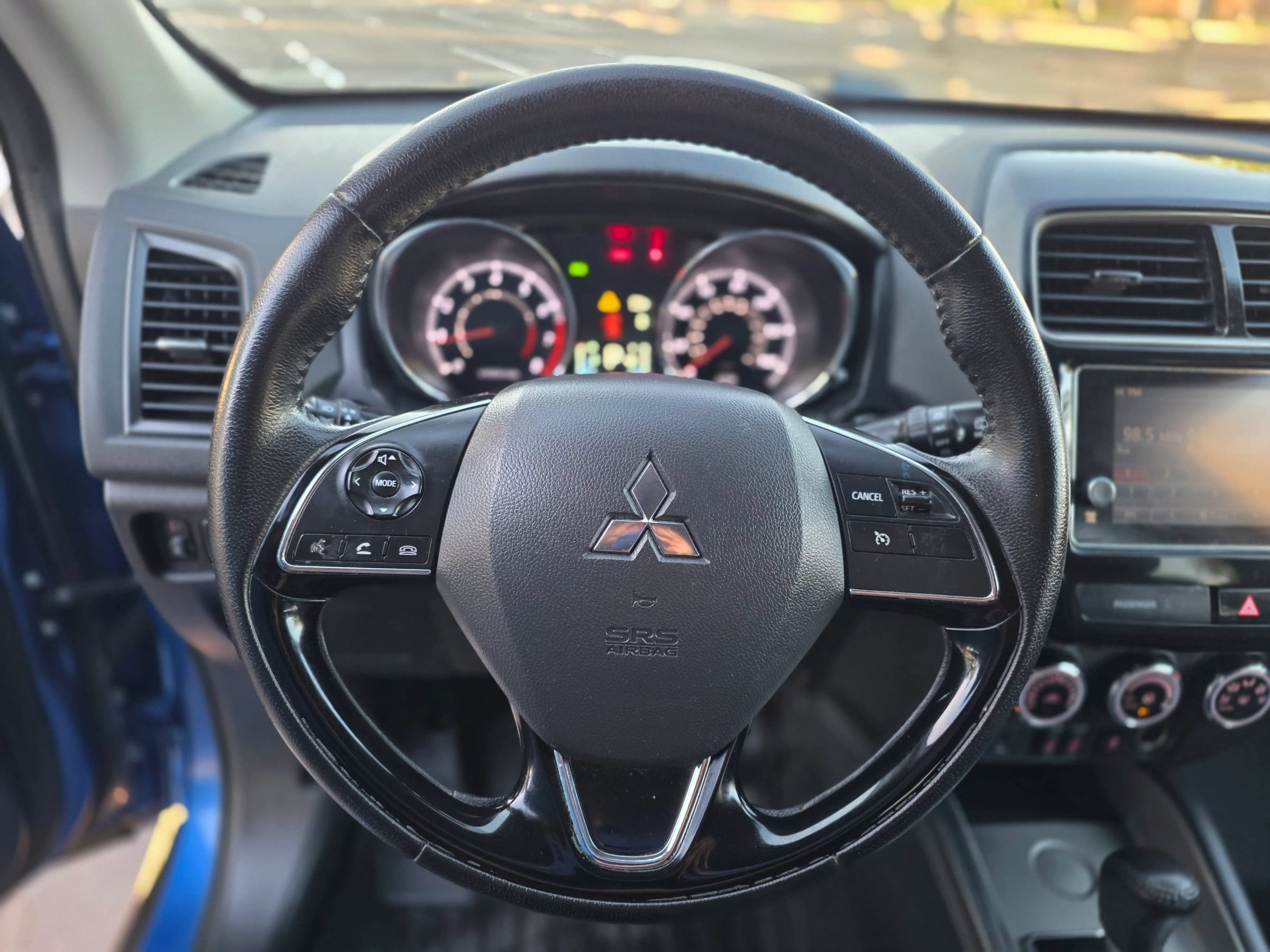 Used 2018 Mitsubishi Outlander Sport SEL FWD image 36