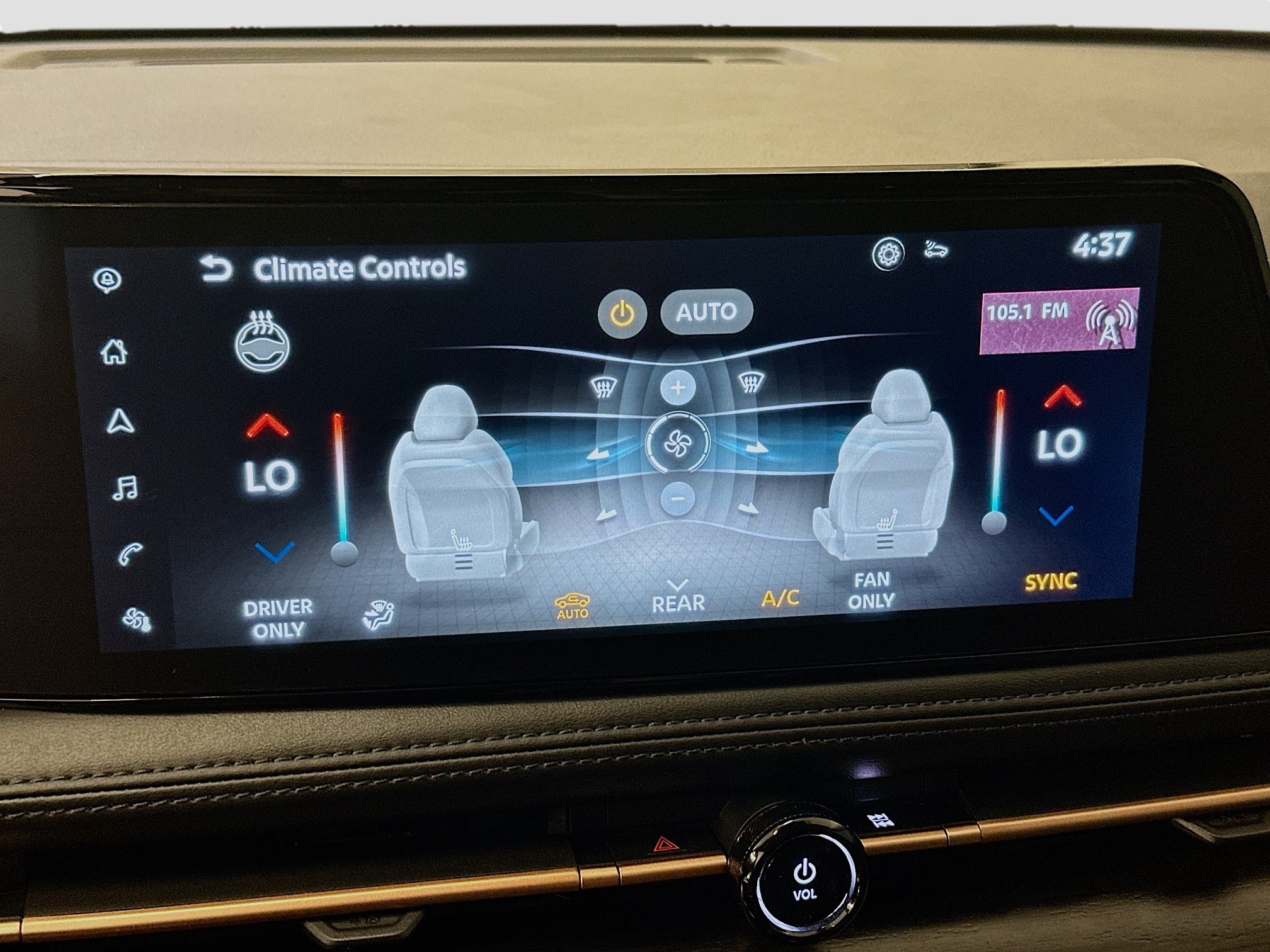 Used 2024 Nissan Ariya AWD image 24