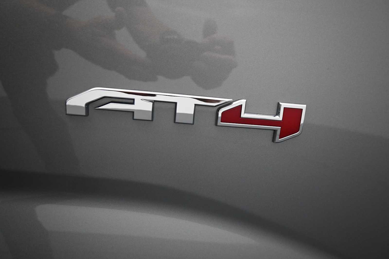 Used 2026 GMC Terrain AT4 w/ Convenience Package III AWD/4WD image 21