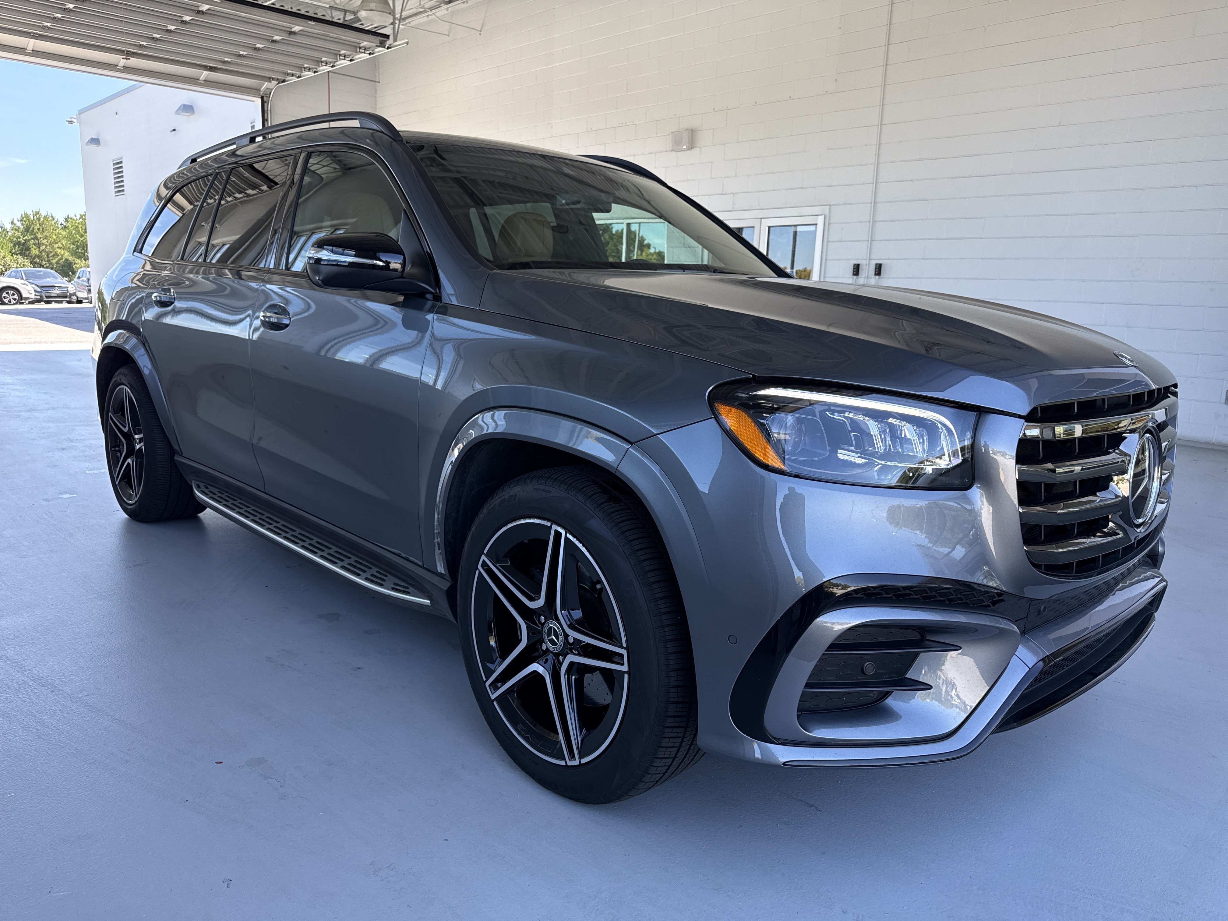 Certified 2024 Mercedes-Benz GLS 450 4MATIC image 15
