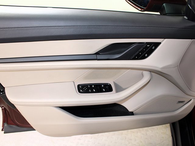 Used 2023 Porsche Taycan 4S image 19