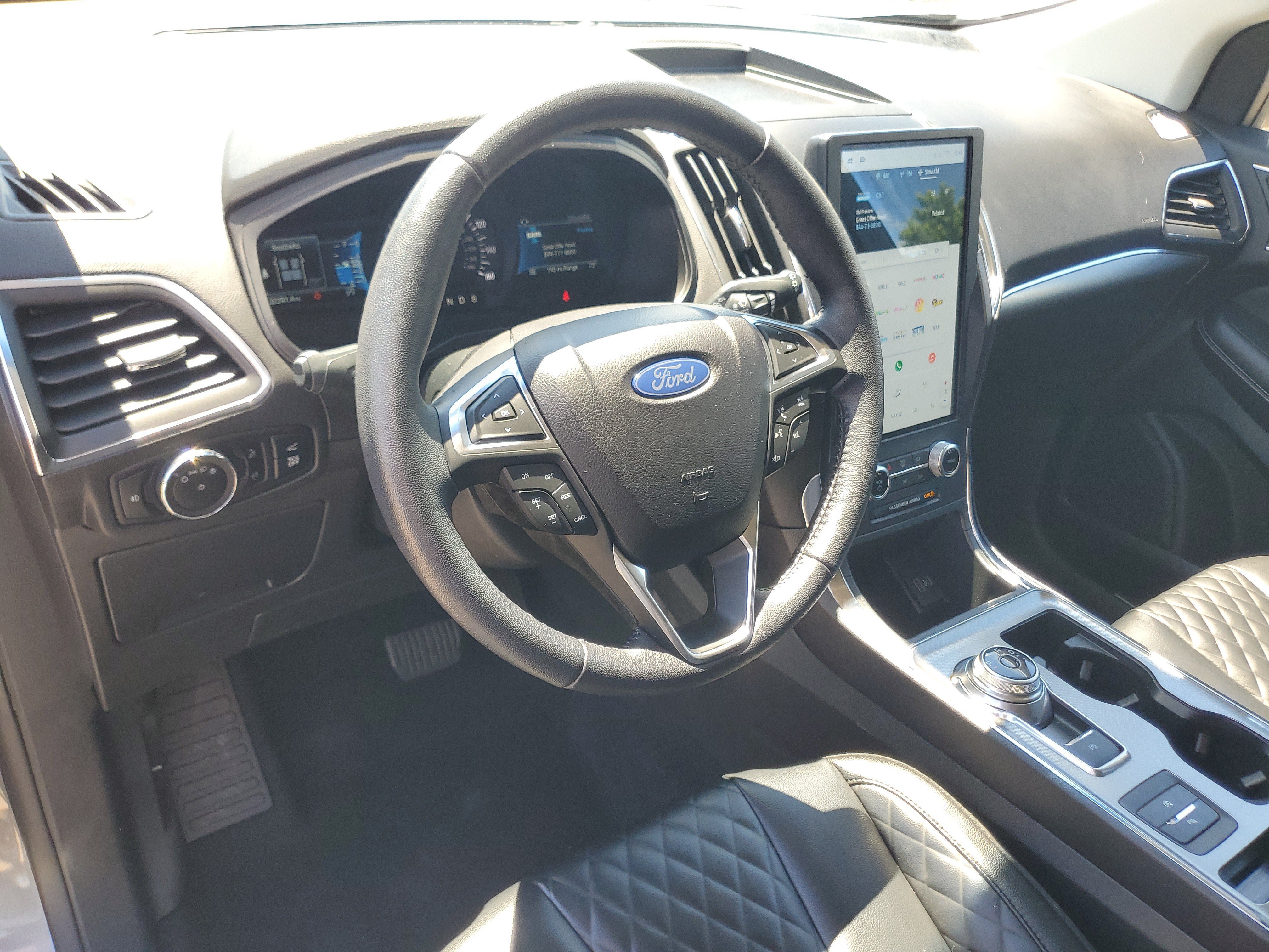 Used 2023 Ford Edge Titanium AWD/4WD image 13