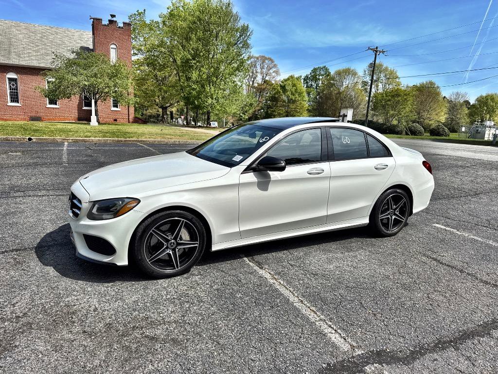 Used 2018 Mercedes-Benz C 300 4MATIC Sedan image 3