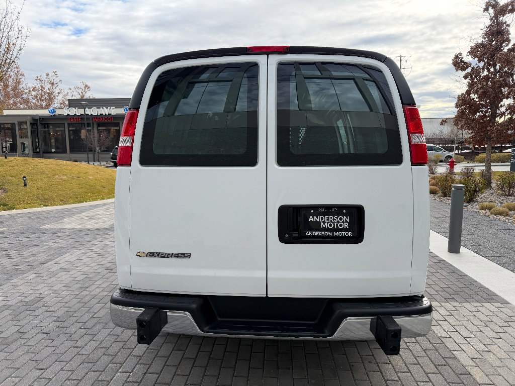 Used 2024 Chevrolet Express 2500 w/ Driver Convenience Package image 8