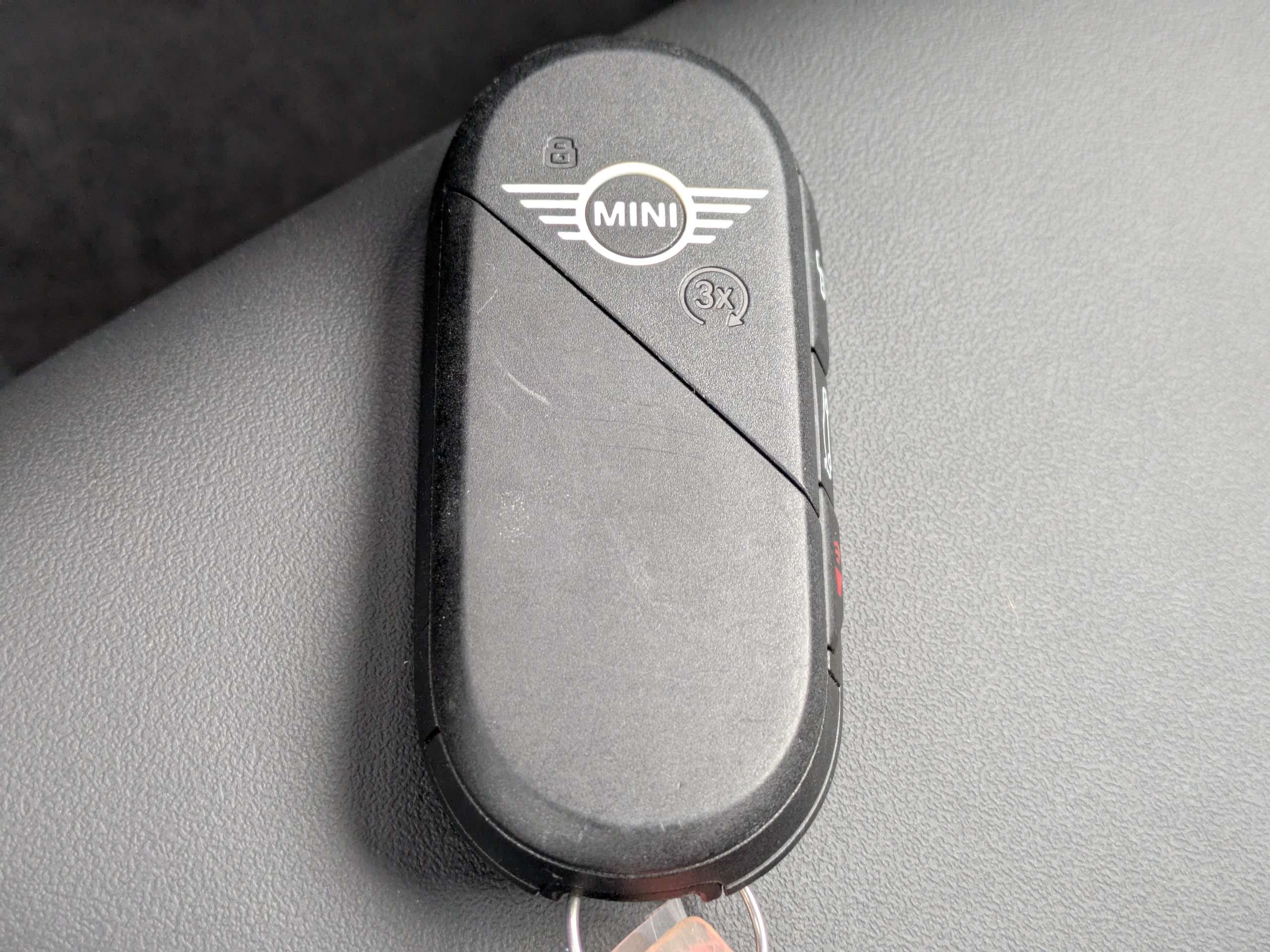 Used 2025 MINI Cooper S FWD image 26