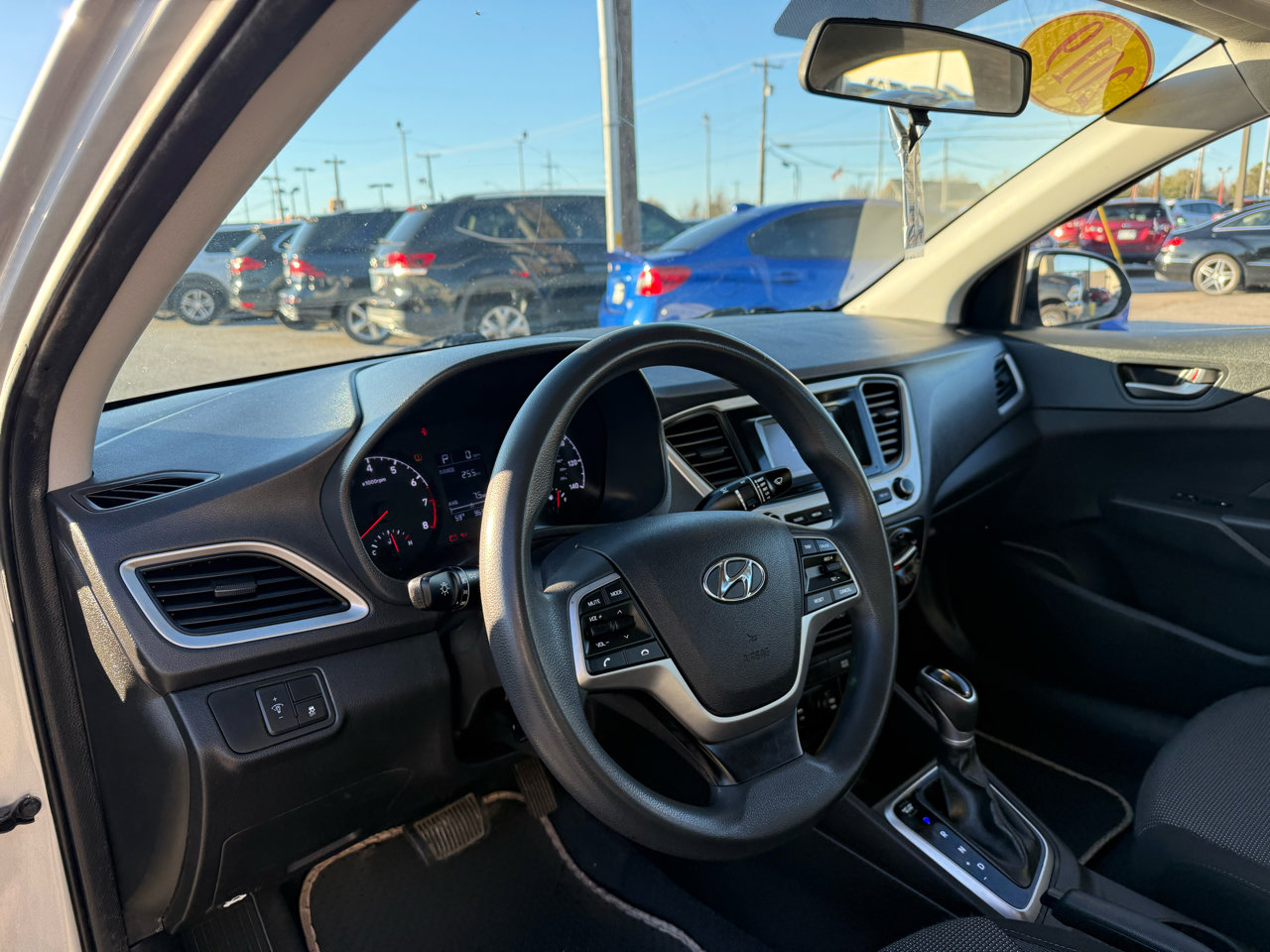 Used 2019 Hyundai Accent SE image 8
