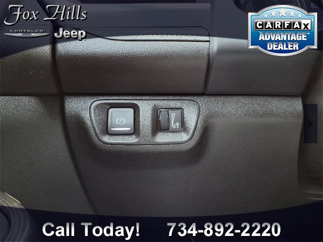 Used 2020 GMC Acadia SLT image 17