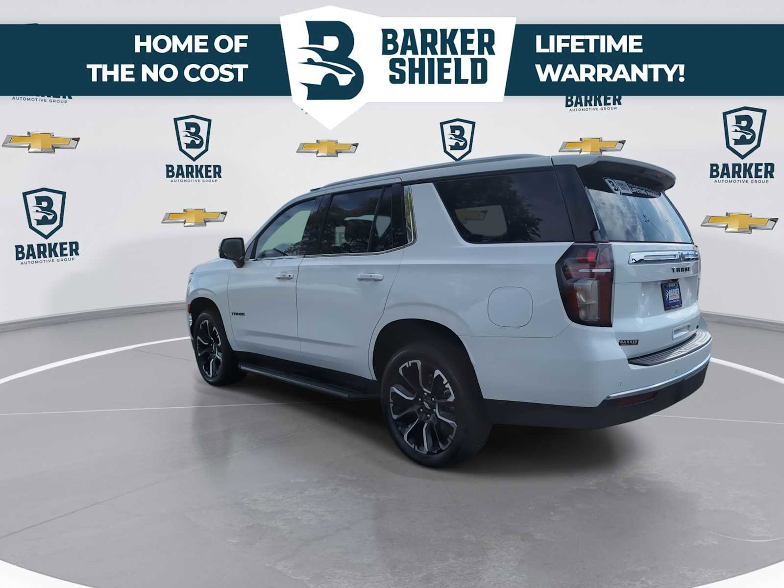 Used 2023 Chevrolet Tahoe LT w/ Luxury Package AWD/4WD image 9