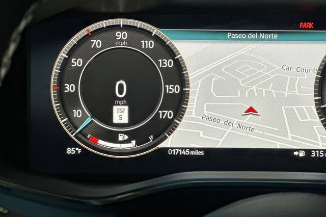 Certified 2024 Jaguar F-PACE R-Dynamic S AWD/4WD image 27