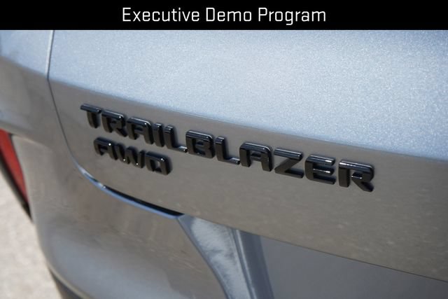Used 2026 Chevrolet TrailBlazer RS w/ Convenience Package AWD/4WD image 12