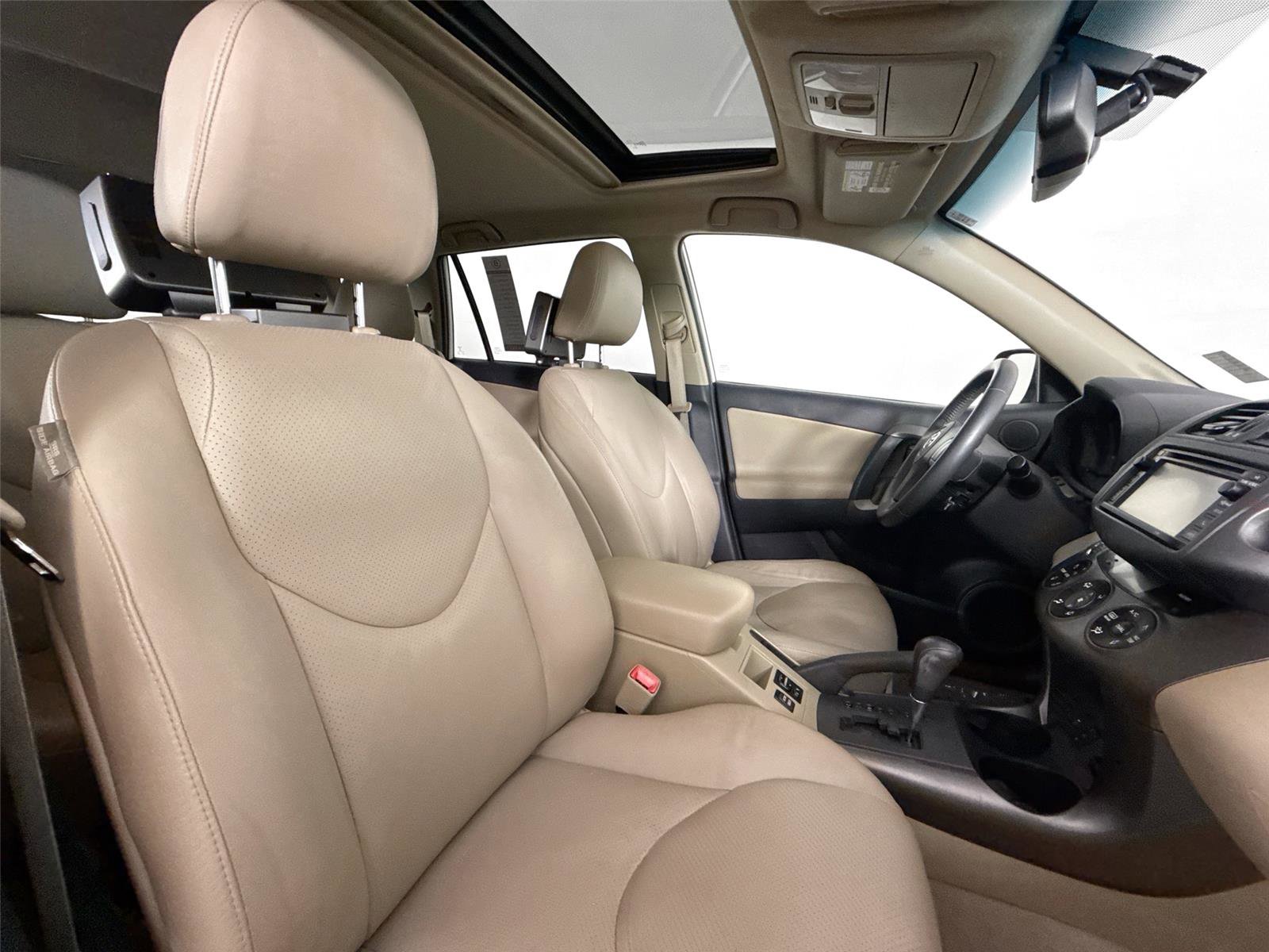 Used 2012 Toyota RAV4 Limited image 32