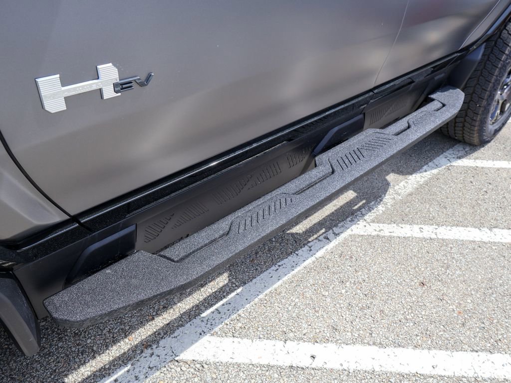New 2026 GMC Hummer EV 3X w/ Carbon Fiber Edition Package image 11