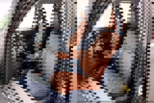 Used 2022 Ford Maverick Lariat w/ Lariat Luxury Package image 8