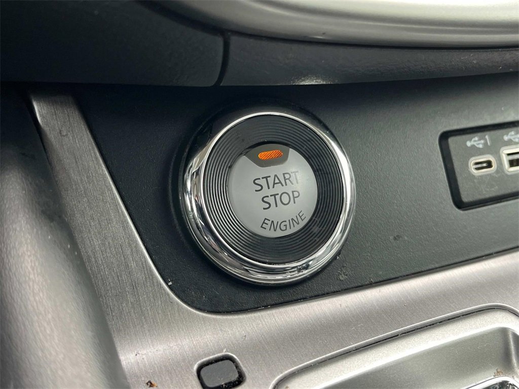 Used 2023 Nissan Murano SL w/ Cargo Package image 33