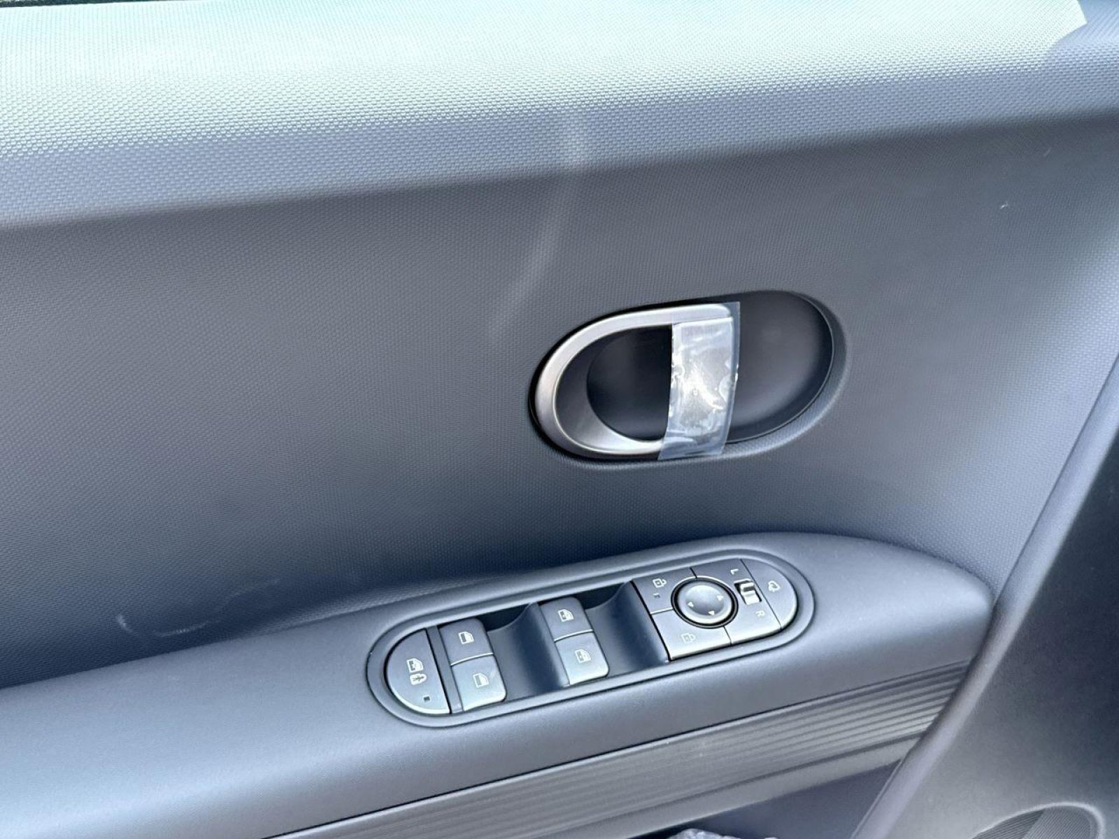 New 2025 Hyundai Ioniq 5 SEL image 15