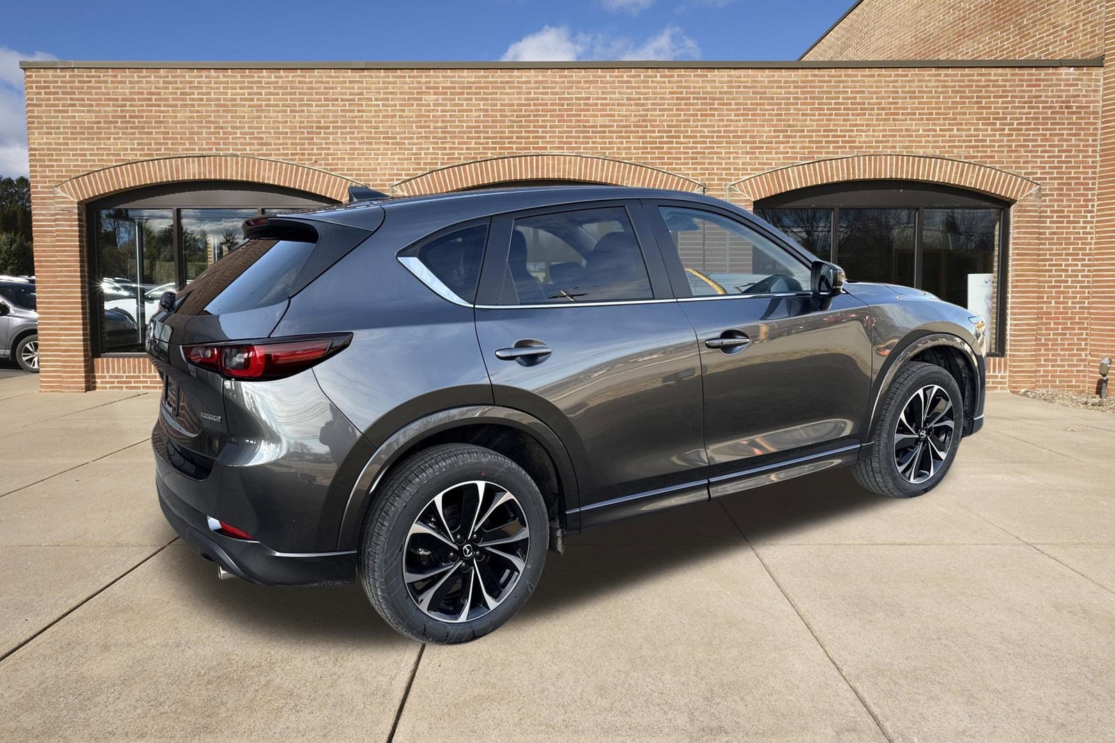 New 2025 MAZDA CX-5 AWD 2.5 S w/ Preferred Package image 3