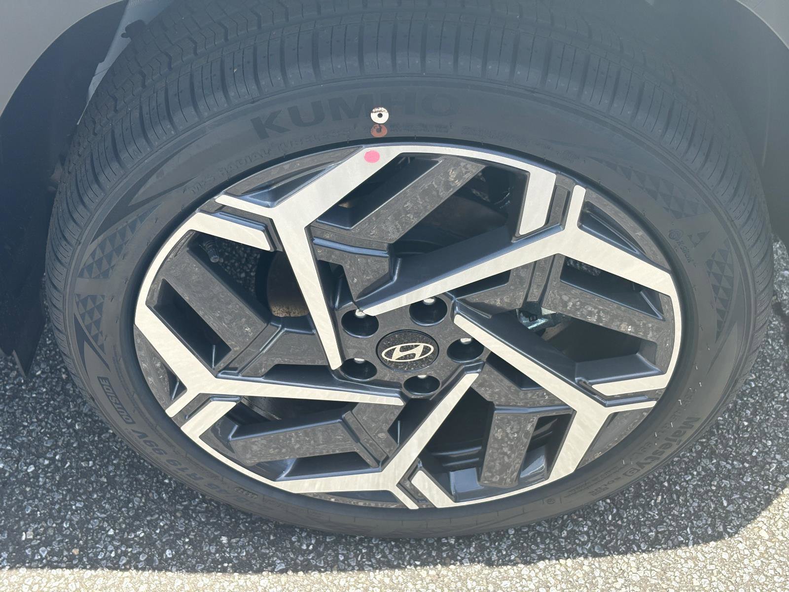 New 2026 Hyundai Kona SEL Premium FWD image 13