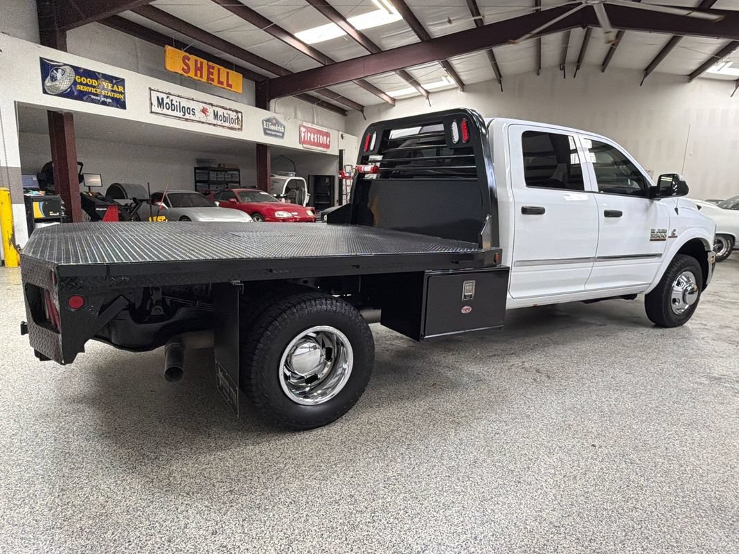 Used 2014 RAM 3500 Tradesman w/ Chrome Appearance Group AWD/4WD image 8