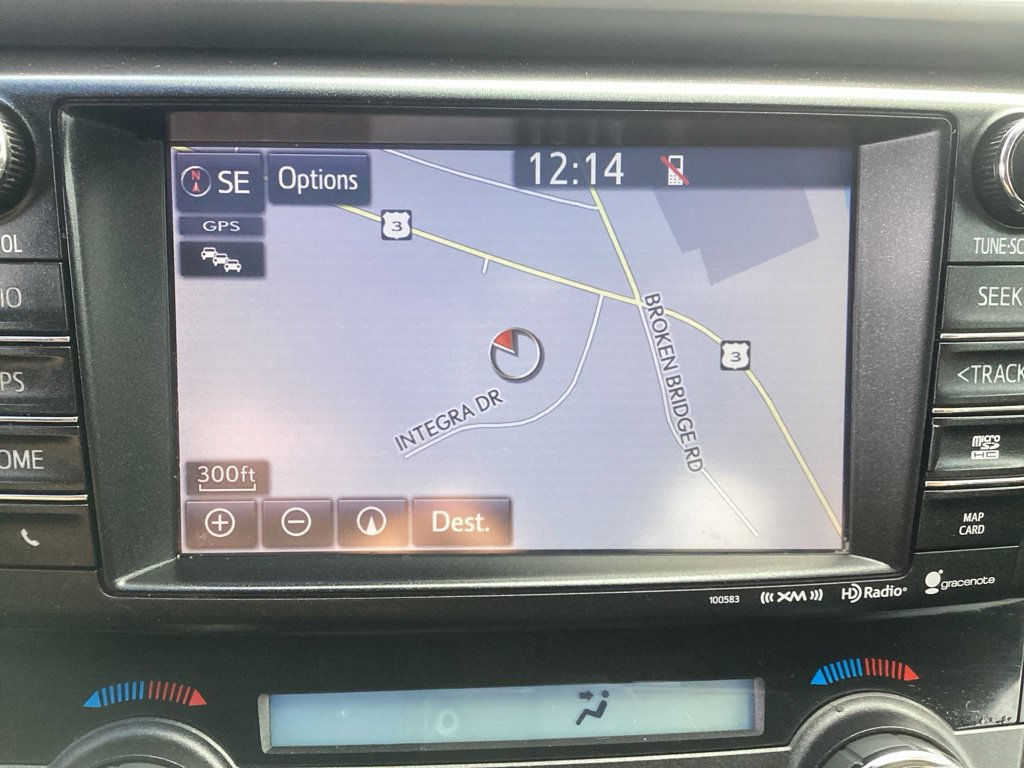 Used 2017 Toyota RAV4 XLE AWD/4WD image 22