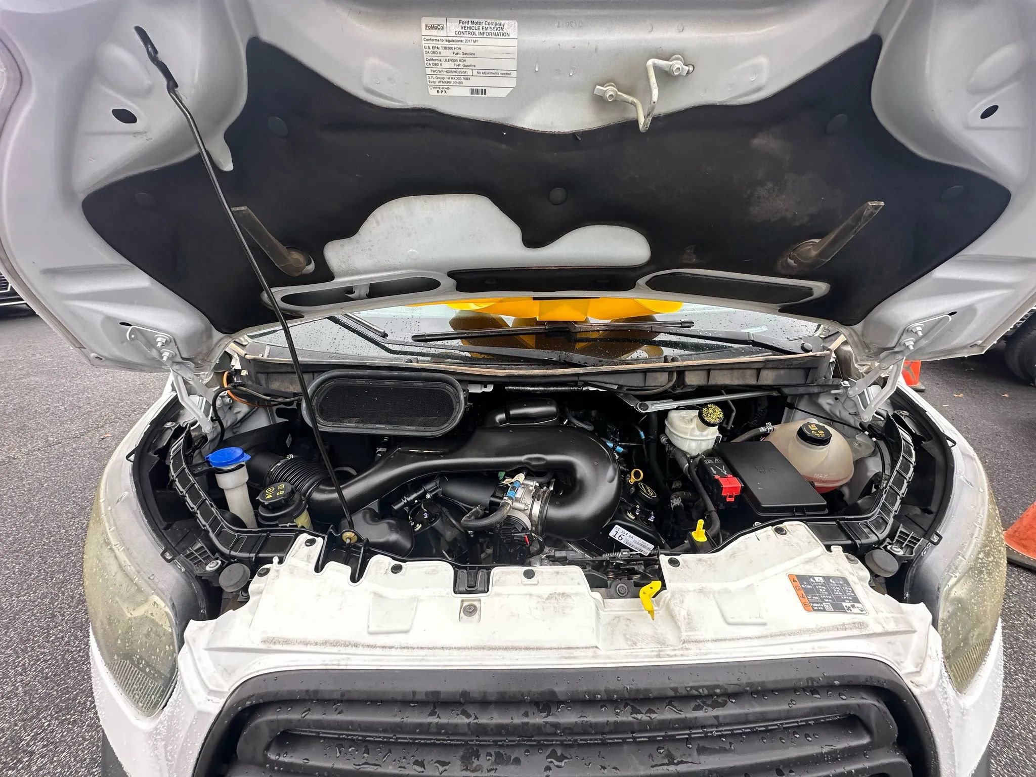 Used 2017 Ford Transit 350 XL image 9