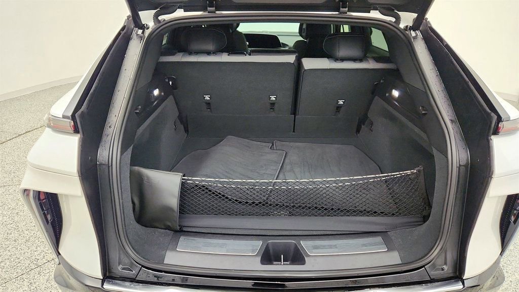 Used 2024 Cadillac Lyriq Tech w/ Driver Assist Package image 21