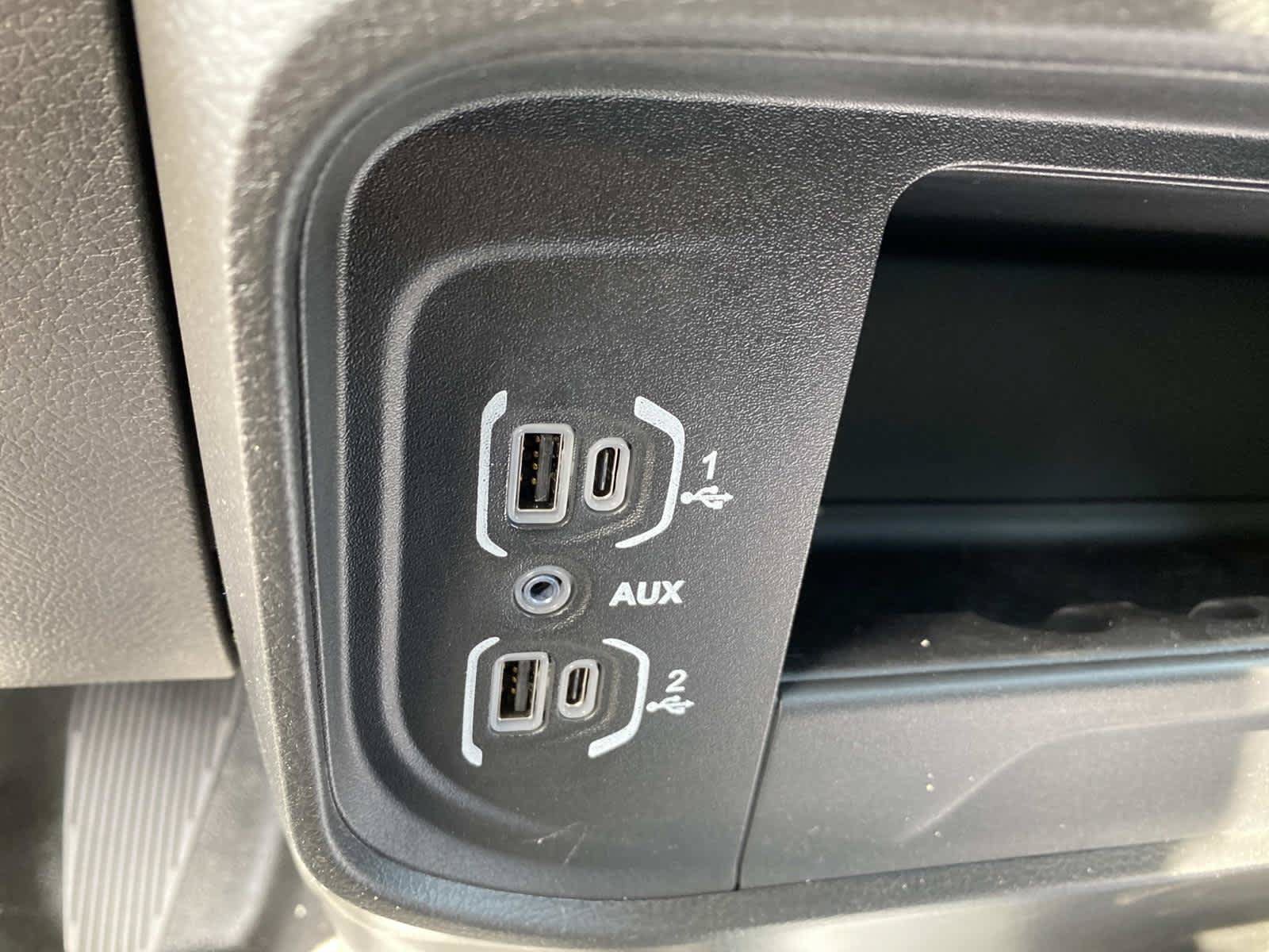 New 2026 RAM 3500 Tradesman AWD/4WD image 19