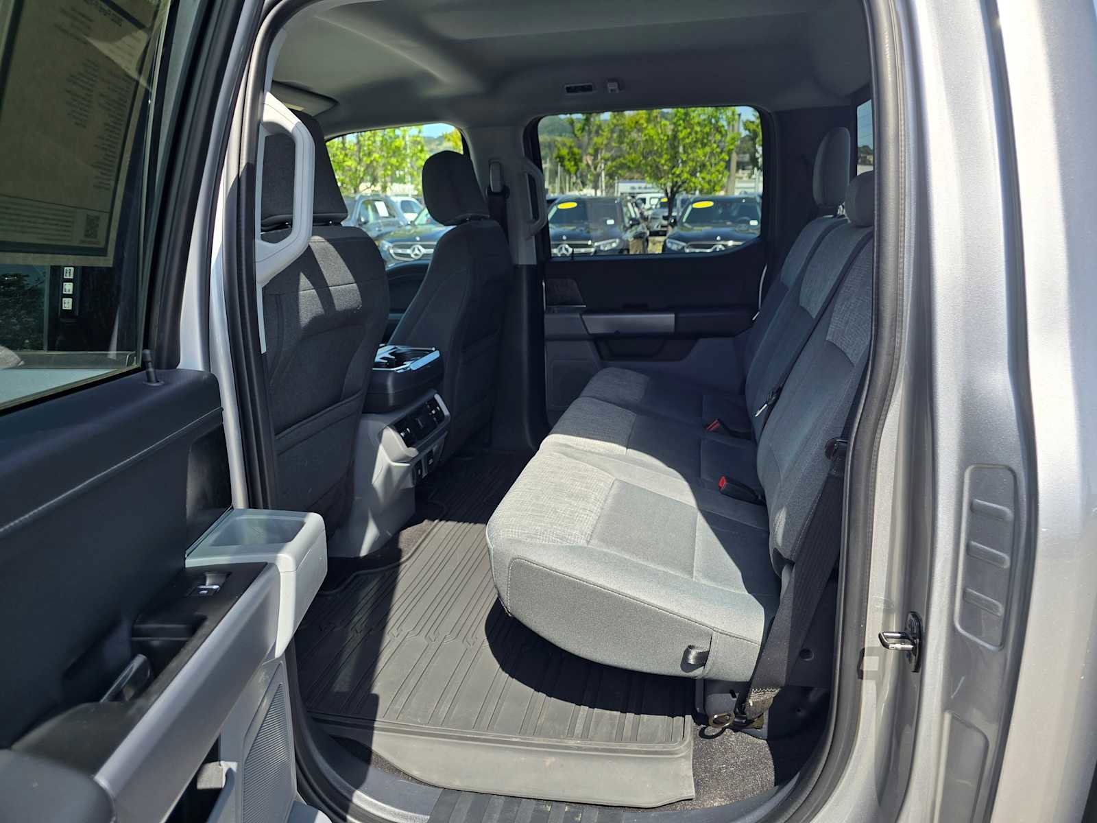 Used 2022 Ford F150 XLT w/ Equipment Group 302A High image 18