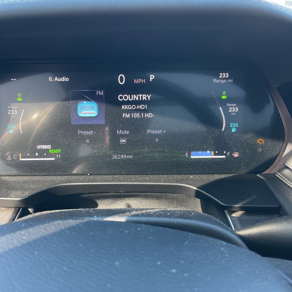 Used 2022 Jeep Grand Cherokee Limited 4xe w/ Luxury Tech Group II image 18