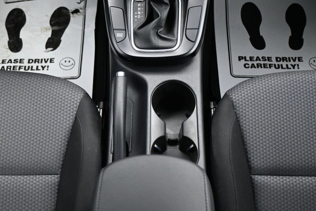 Used 2025 Kia Soul LX w/ LX Technology Package FWD image 19