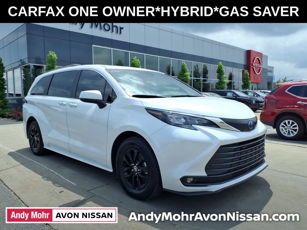 Used 2025 Toyota Sienna XLE