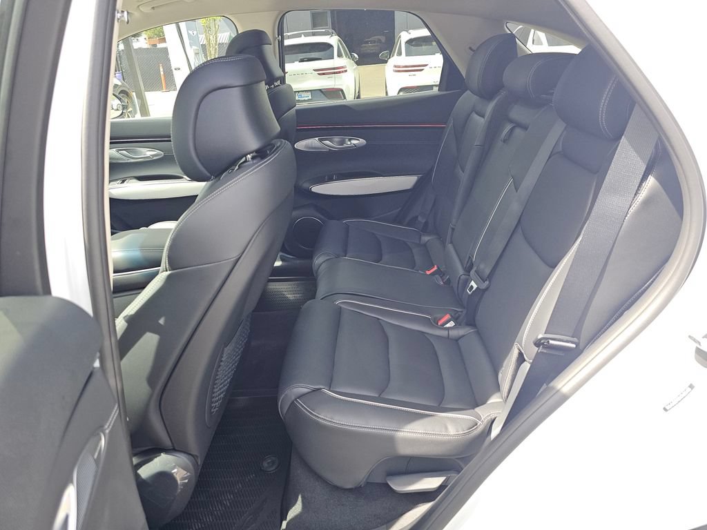 New 2026 Genesis GV70 2.5T Advanced AWD/4WD image 23