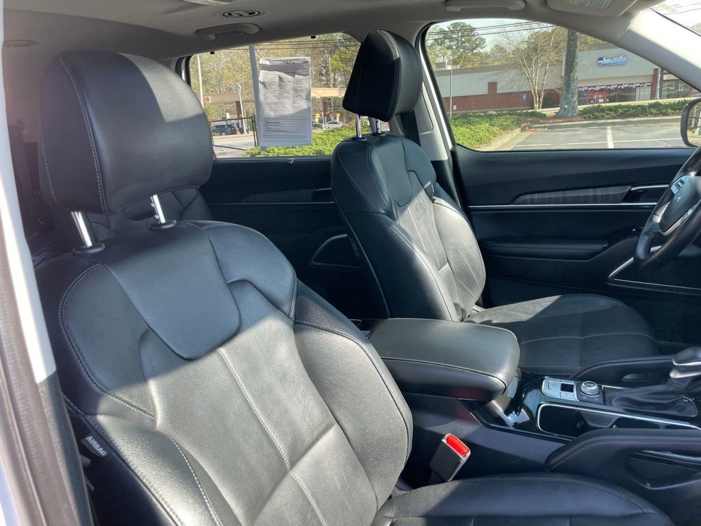 Used 2023 Kia Telluride EX w/ EX Captain's Chair Package image 31
