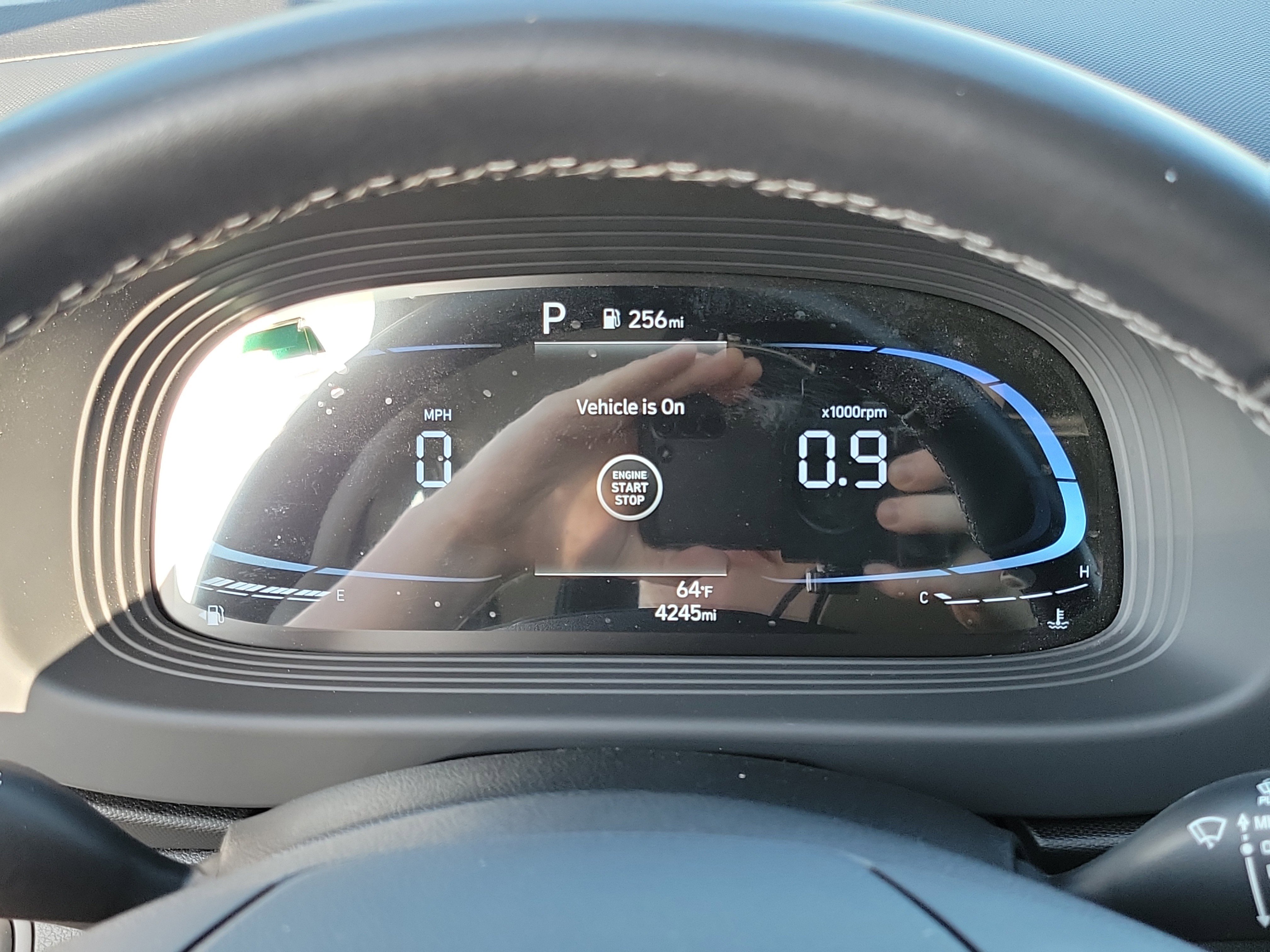 Certified 2025 Hyundai Venue SEL FWD image 9