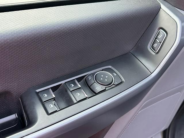 Used 2023 Ford F150 XLT image 16