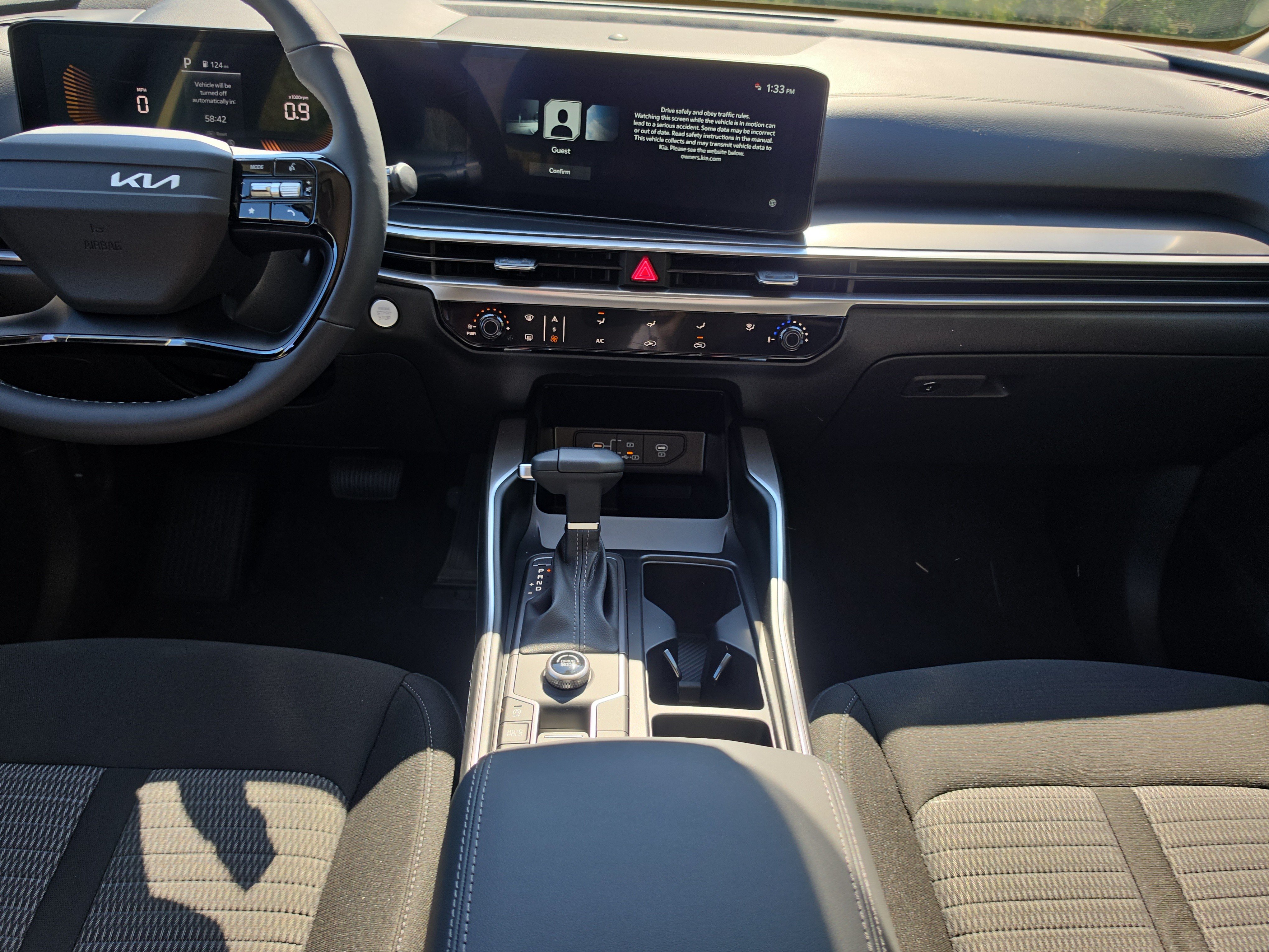 New 2026 Kia Sorento LX FWD image 14