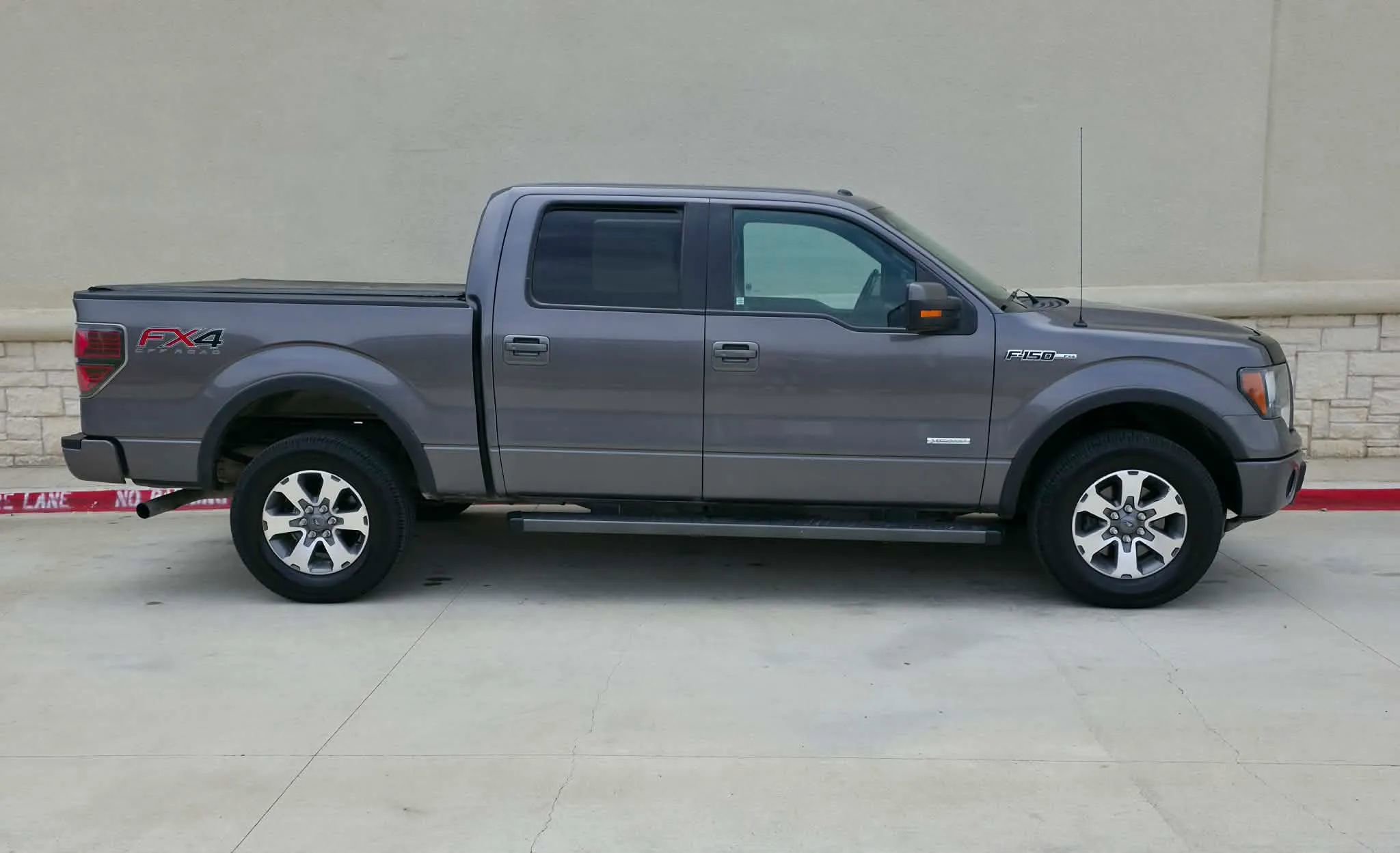 Used 2012 Ford F150 FX4 w/ FX Luxury Pkg AWD/4WD image 2