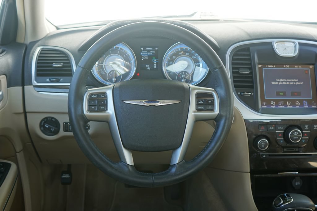 Used 2013 Chrysler 300 AWD w/ Driver Convenience Group image 13