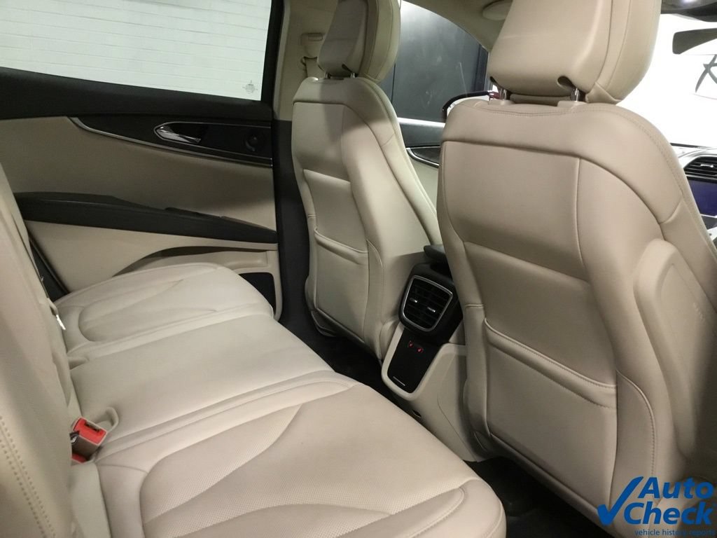 Used 2020 Lincoln Nautilus Reserve AWD/4WD image 30