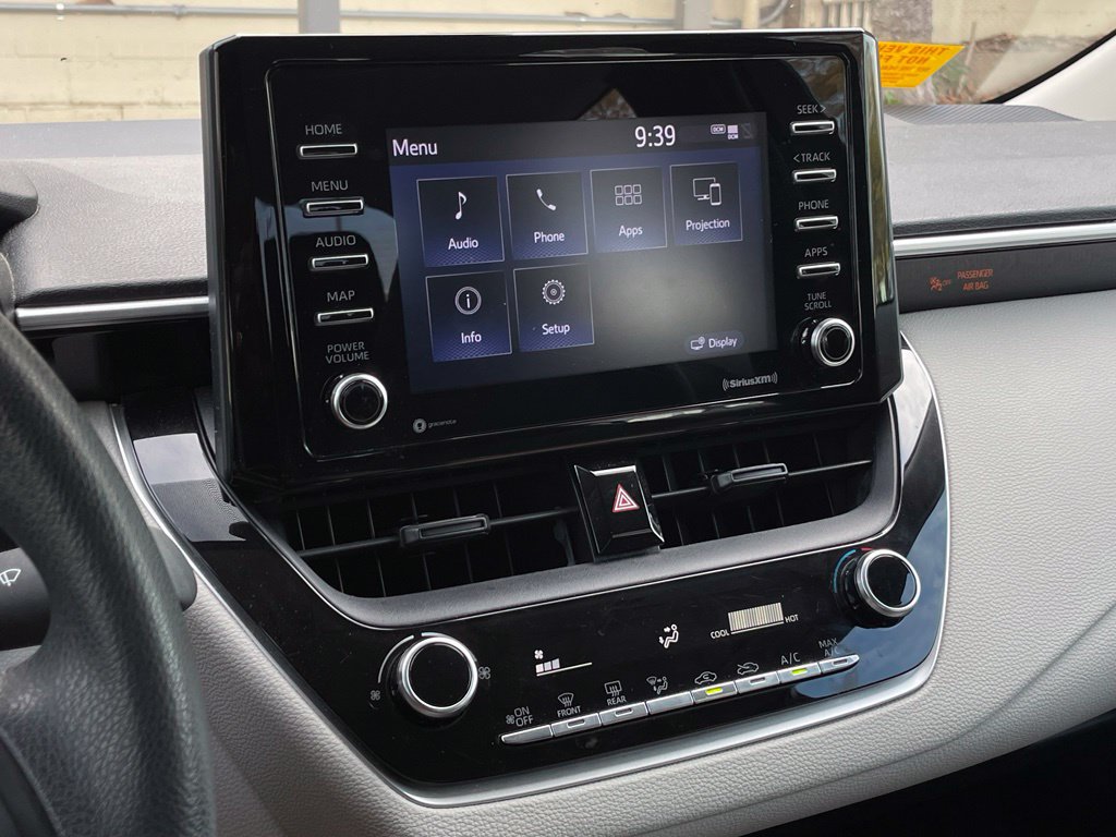 Used 2021 Toyota Corolla L FWD image 17