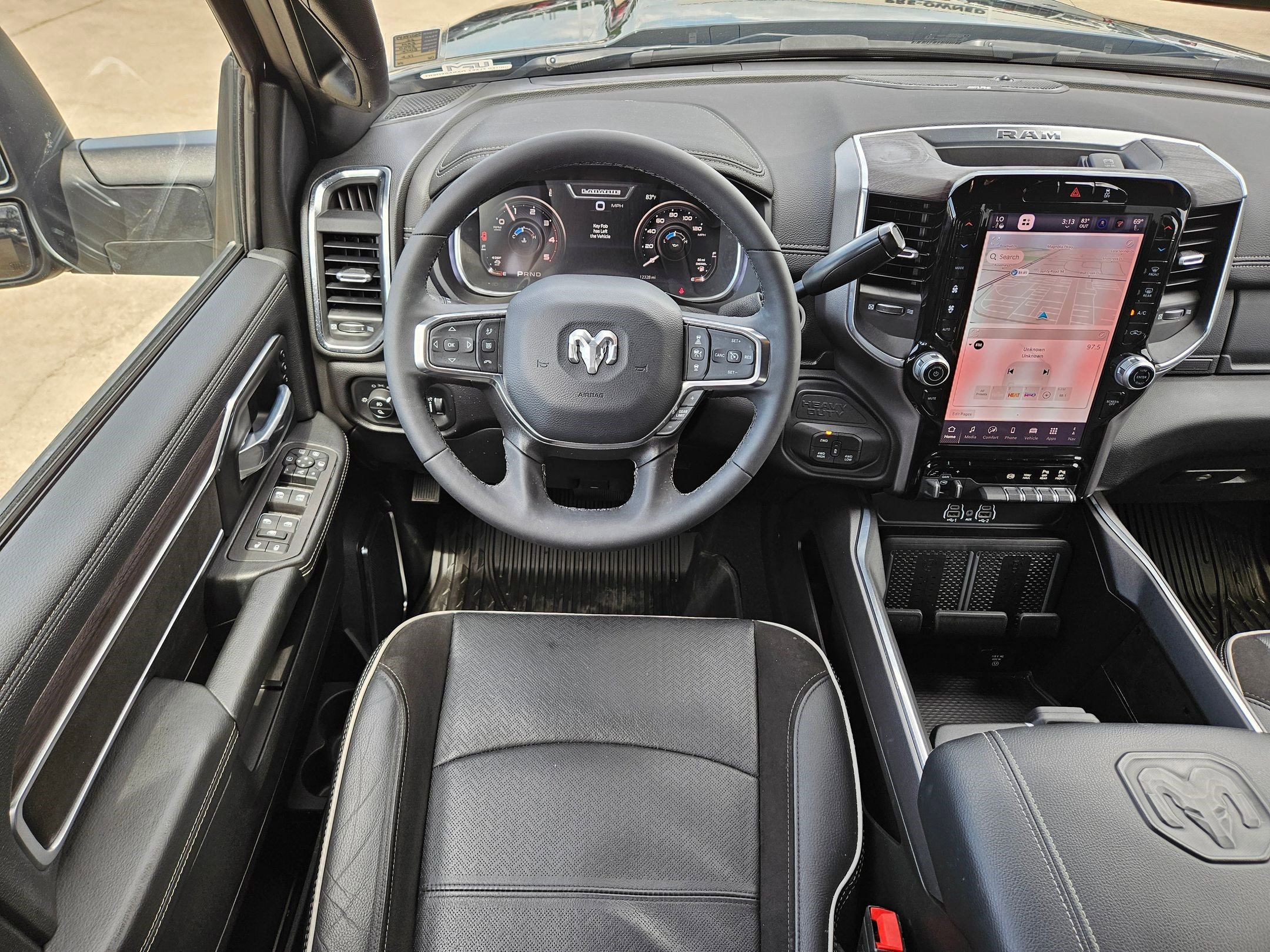 Used 2025 RAM 2500 Laramie AWD/4WD image 54