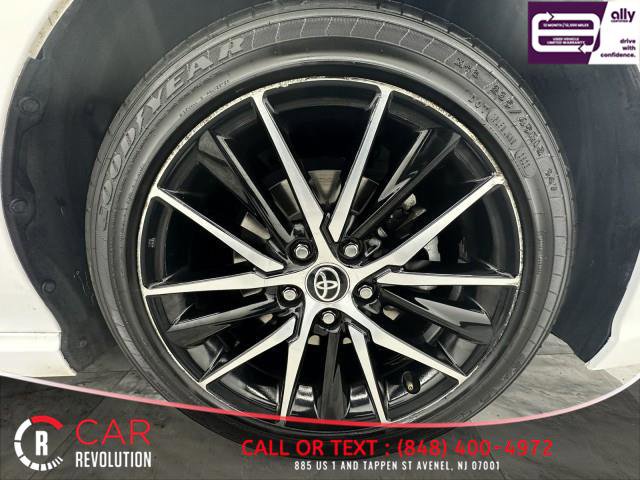 Used 2022 Toyota Camry SE FWD image 10