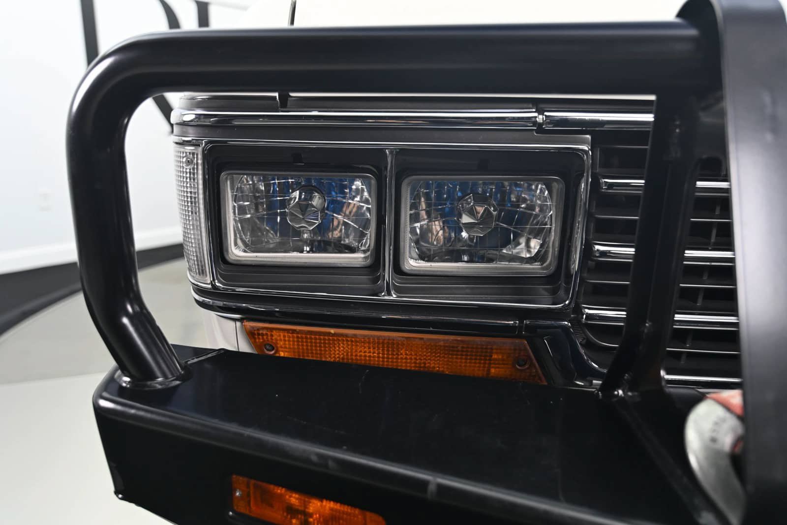 Used 1988 Toyota Land Cruiser AWD/4WD image 13