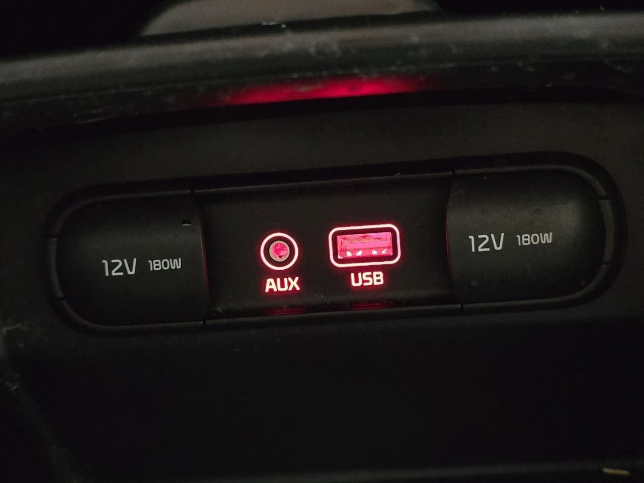 Used 2019 Kia Sorento LX image 30