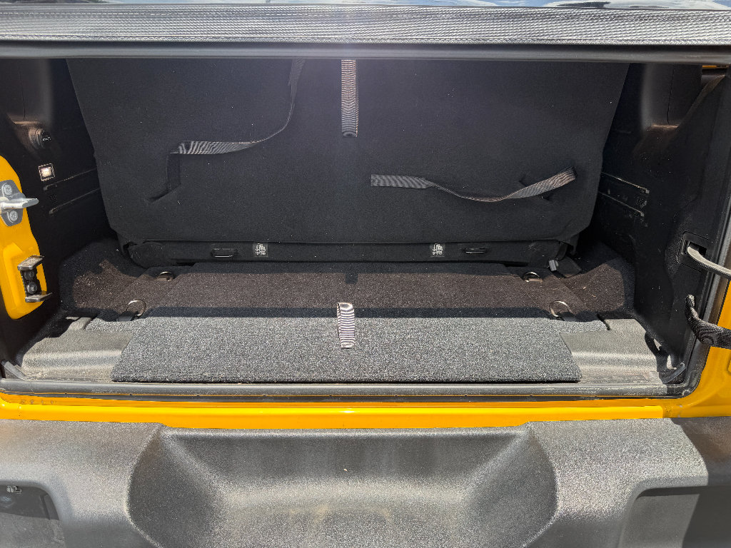 Used 2018 Jeep Wrangler Sport AWD/4WD image 12