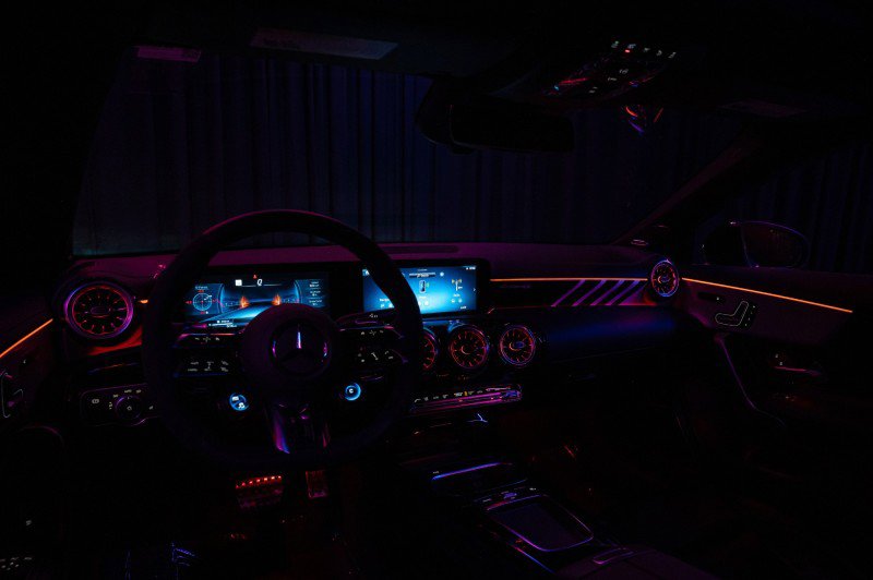 New 2025 Mercedes-Benz CLA 45 AMG 4MATIC image 13