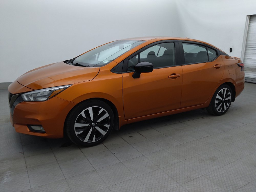 Used 2021 Nissan Versa SR FWD image 2